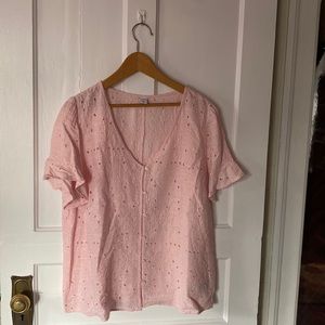 Old Navy Short Sleeve V Neck Button Down size XL